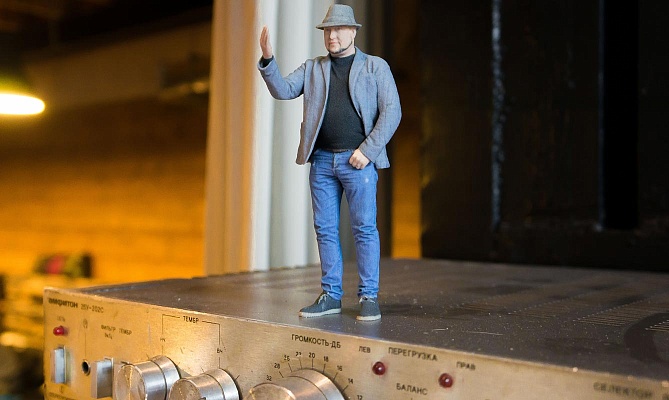 Создание 3D фигурок в городе Смоленск. Ultra Подарки. Создание 3D фигурок в городе Смоленск. Мини копия человека с помощью 3D печати на специальном принтере. Сервис: UltraPodarki.ru 8 800 505 95 30. 3D фигурки в Смоленске, 3D печать, 3D фото Смоленск, 3D сканирование, 3D печать фигурки Смоленск,3D фигурка Смоленск, 3D Смоленск