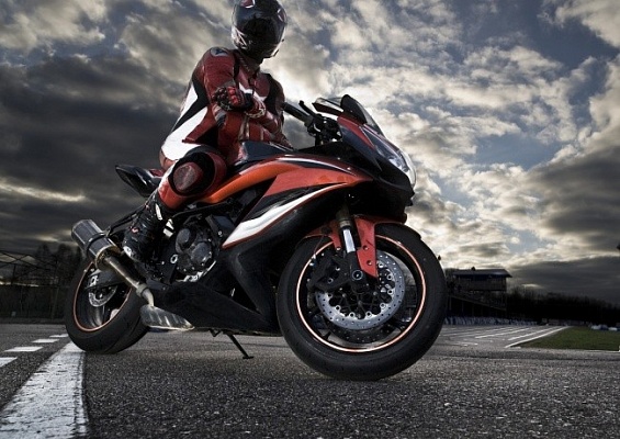 Катание на мотоцикле в Смоленске. ULTRA ПОДАРКИ. Купить катание на мотоцикле в Смоленске. Попробовав езду на мотоциклах, вы получите порцию адреналина и невероятные эмоции. Сервис: UltraPodarki.ru 8 800 505 95 30.. Катание на мотоцикле в Смоленске, прокат мотоциклов Смоленск, катание на мотоциклах, прокат мотоцикла, езда на мотоцикле Смоленск, езда на мотоцикле, мотопрогулка Смоленск, мотопрогулка