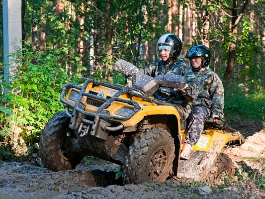 Катание на квадроциклах в Смоленске. Подарочные сертификаты Ultra Подарки. Подарочный сертификат на катание на квадроциклах в Смоленске. Закажите прокат квадроциклов и наслаждайтесь активным отдыхом с друзьями. Выбирайте живописные маршруты для езды на квадроциклах. Сервис UltraPodarki.ru 8 800 505 95 30. Катание на квадроциклах, катание на квадроциклах Смоленск, прокат квадроциклов, прокат квадроциклов Смоленск, езда на квадроцикле, езда на квадроцикле Смоленск, катание на квадроциклах зимой, Катание на квадроциклах летом, сертификат на катание на квадроциклах, сертификат квадроциклы, сертификат квадроциклы Смоленск
