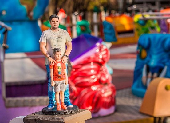 Создание 3D фигурок в городе Смоленск. Ultra Подарки. Создание 3D фигурок в городе Смоленск. Мини копия человека с помощью 3D печати на специальном принтере. Сервис: UltraPodarki.ru 8 800 505 95 30. 3D фигурки в Смоленске, 3D печать, 3D фото Смоленск, 3D сканирование, 3D печать фигурки Смоленск,3D фигурка Смоленск, 3D Смоленск