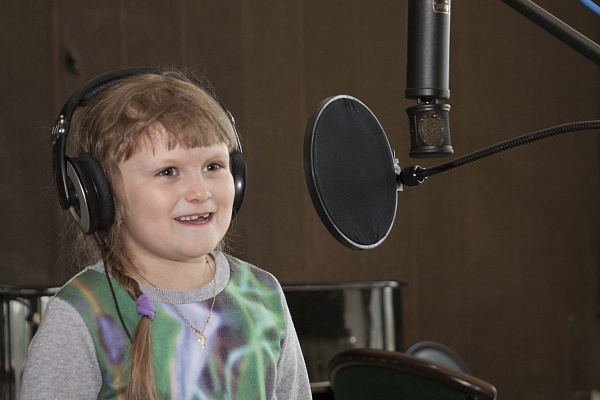 Запись песни в Смоленске. Ultra Подарки. Запись песни в студии звукозаписи Смоленска. Купить сертификат на создание своей песни в студии. Ultra Подарки Сервис UltraPodarki.ru 8 800 505 95 30. Запись песни Смоленск, запись песни, запись песни в студии Смоленска, запись песни в студии, сертификат на запись песни в Смоленске, сертификат на запись песни, урок вокала Смоленск, урок вокала, обучение вокалу Смоленск, обучение вокалу, эстрадный вокал Смоленск, эстрадный вокал,  создание песни Смоленск, создание песни