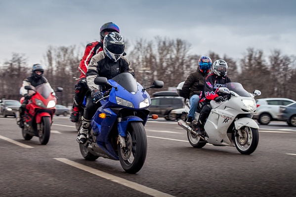 Катание на мотоцикле в Смоленске. ULTRA ПОДАРКИ. Купить катание на мотоцикле в Смоленске. Попробовав езду на мотоциклах, вы получите порцию адреналина и невероятные эмоции. Сервис: UltraPodarki.ru 8 800 505 95 30.. Катание на мотоцикле в Смоленске, прокат мотоциклов Смоленск, катание на мотоциклах, прокат мотоцикла, езда на мотоцикле Смоленск, езда на мотоцикле, мотопрогулка Смоленск, мотопрогулка