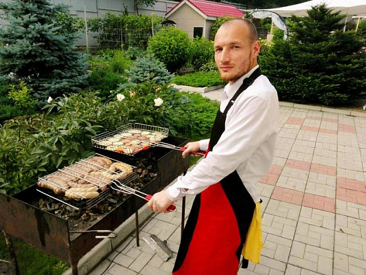 Услуги шеф-повара с выездом на дом в Смоленске. Ultra Подарки. Услуги шеф-повара с выездом к вам на дом. Закажите личного шеф-повара на дом в городе Москва. Сервис: UltraPodarki.ru 8 800 505 95 30.. Шеф-повар, повар, повар на выезд, повар на выезд Смоленск, шеф-повар на выезд, шеф-повар на выезд Смоленск,кухня шеф-повар, рецепт от шеф-повара, личный повар, личный шеф-повар, персональный повар, персональный шеф-повар, повар на дом, шеф повар на дом, вызов шеф-повара, вызов шеф-повара Смоленск, повар на дом Смоленск, шеф-повар на дом Смоленск, кейтеринг, кейтеринг Смоленск